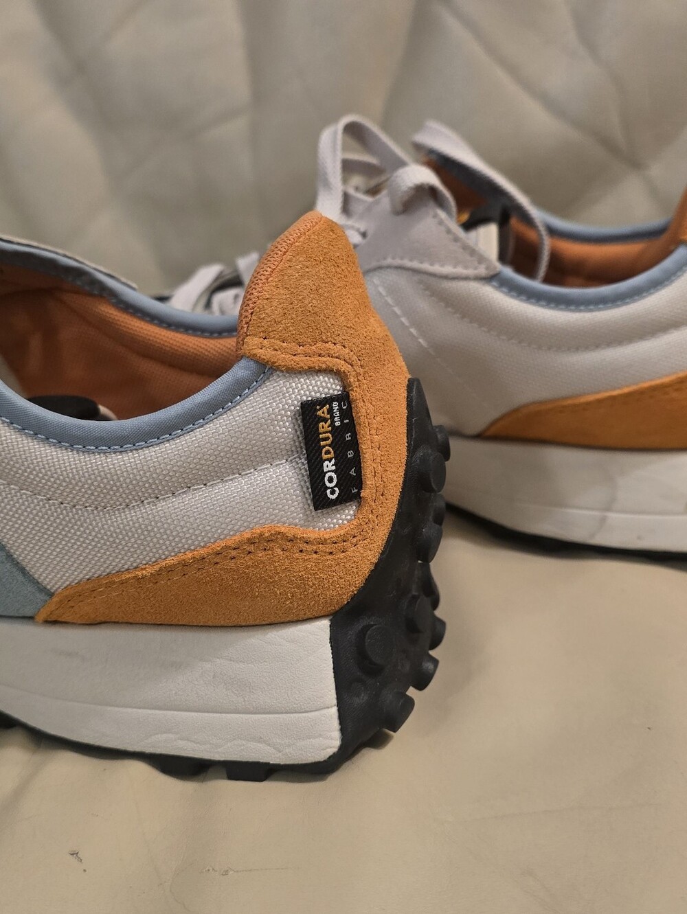 New Balance 327 White Orange Blue Black Suede Moonbeam Madras Sneakers, Men's 10 - Picture 6 of 13